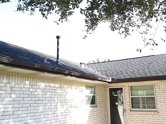 3rd image of 14907 McLeod Dr