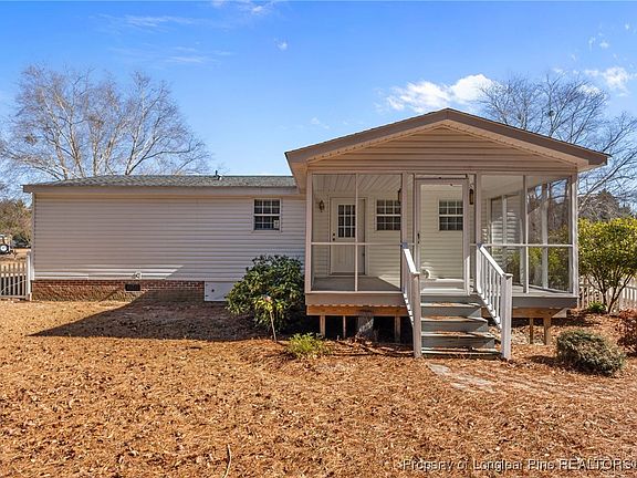 4th image of 355 Rock Hill Rd