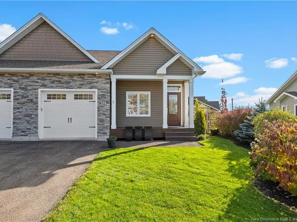 36 Auberry St, Moncton, NB E1G 5V2
