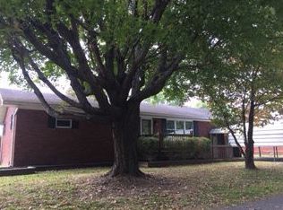 806 Bernita Dr, Worthington, KY 41183