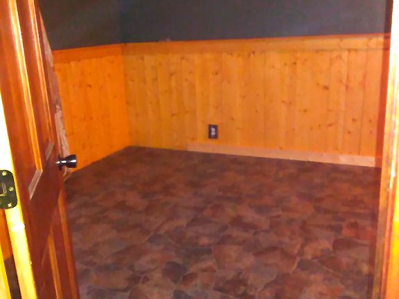 2nd image of 3759 Woodbine Ave