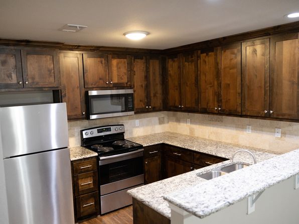 100 E Glenwood St UNIT D