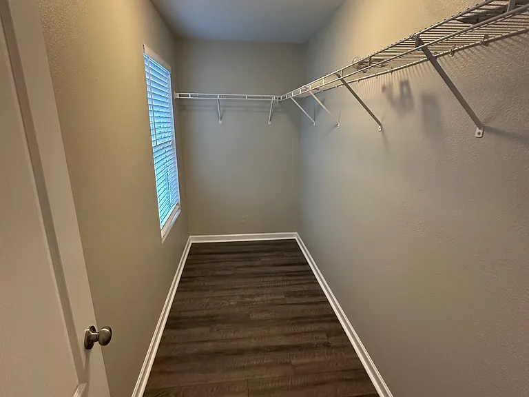106 Cloverbrook Dr — Photo 43