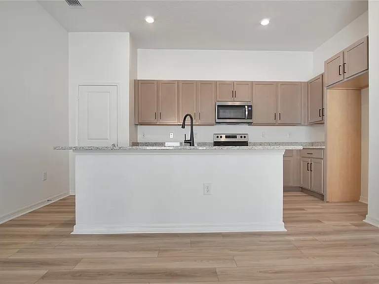 9224 Westside Hills Dr — Photo 5