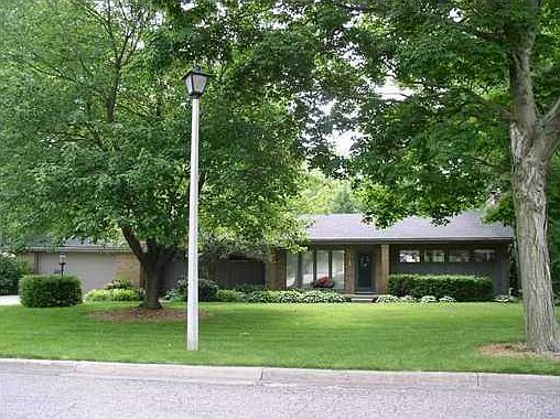 1st image of 1826 E Walnut Heights Dr