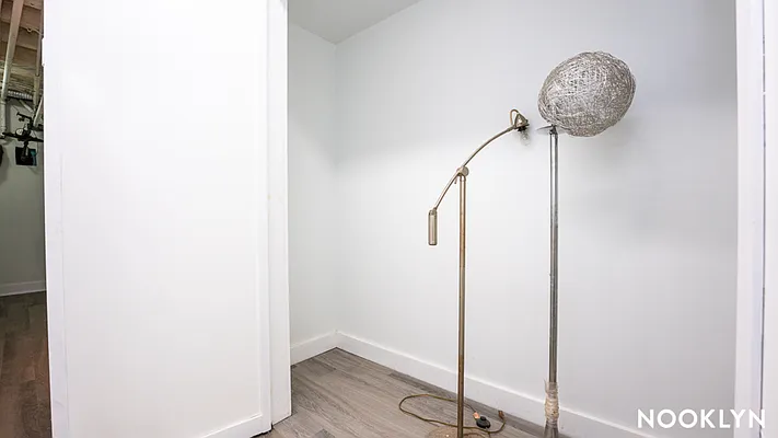 Rented by Nooklyn NYC LLC | media 25