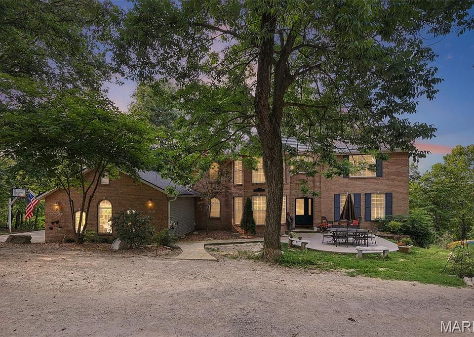 1st image of 2221 Levin Crest Ln