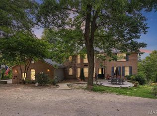 2221 Levin Crest Ln, Dupo, IL 62239