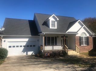 6 Sunnydale Cir, Swannanoa, NC 28778