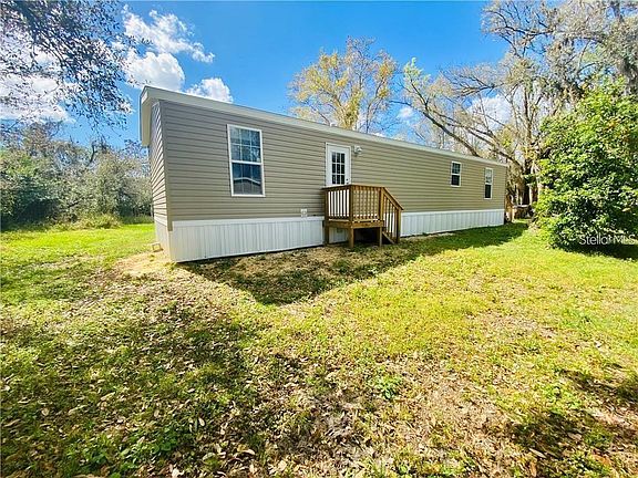 3rd image of 1625 Tangerine St #2