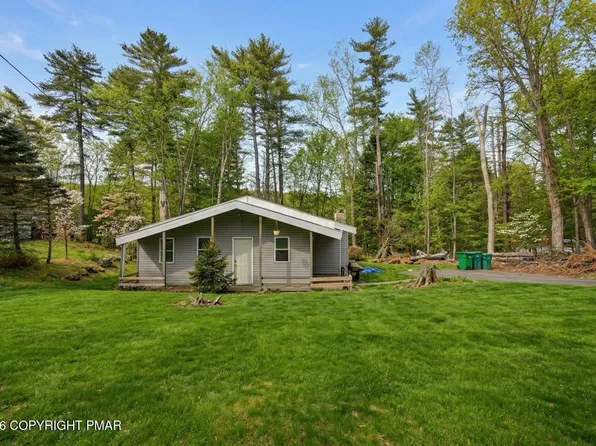 108 Mink Ln, Bushkill, PA 18324