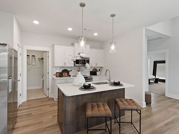 4th image of 315 Booker Dr Lot 28