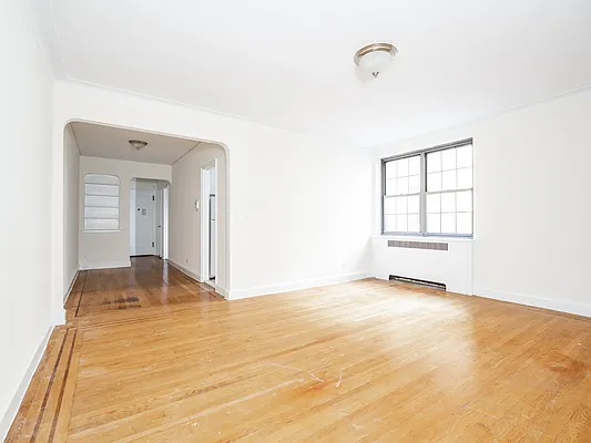 Rented by City Connections Realty | media 6