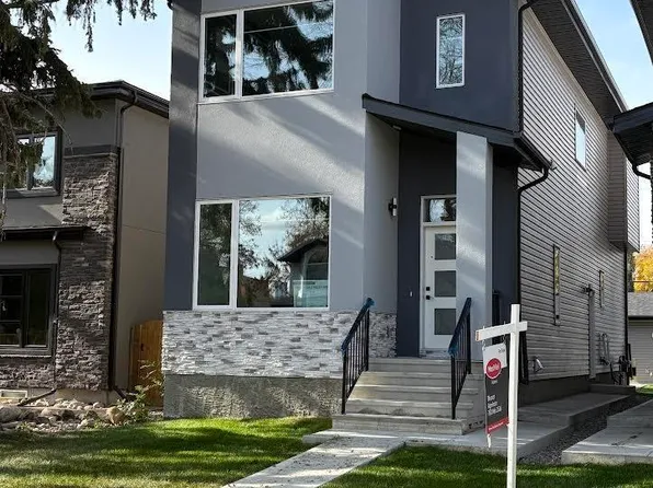 11032 128th St NW, Edmonton, AB T5M 0W6