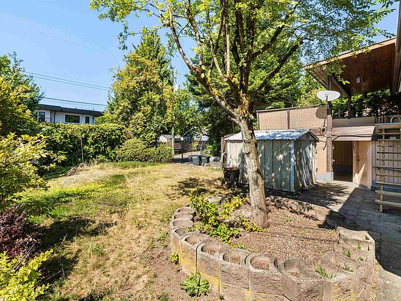 3rd image of 2019 Paulus Cres