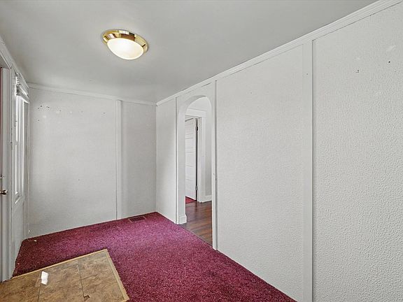 4th image of 518 W Harrison St