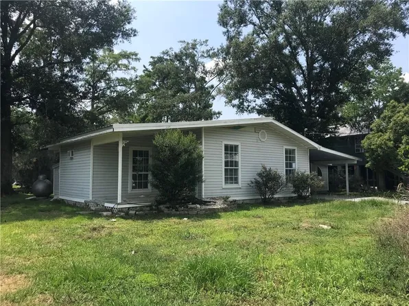 13129 Fox St, Maurepas, LA 70449
