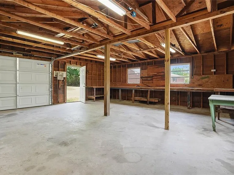 128 McNeal Rd — Photo 25
