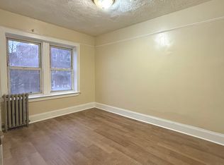 8911 146th St, Jamaica, NY 11435