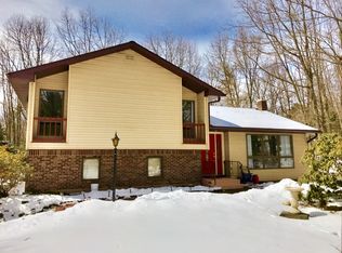 108 Deer Trail Dr, Saylorsburg, PA
