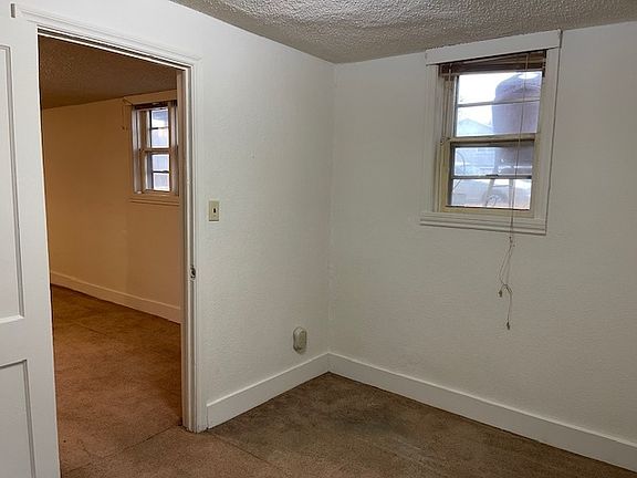 3rd image of 411 E Maiden St #4