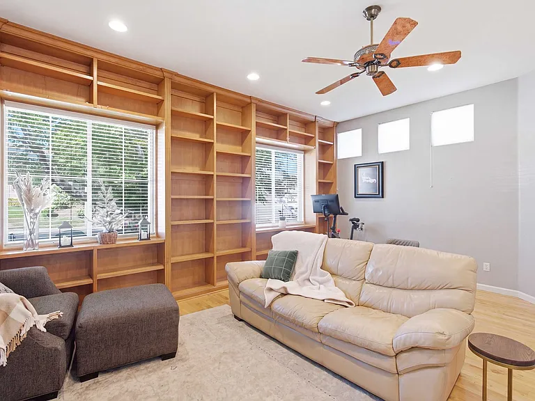 28587 Haskell Canyon Rd — Photo 13