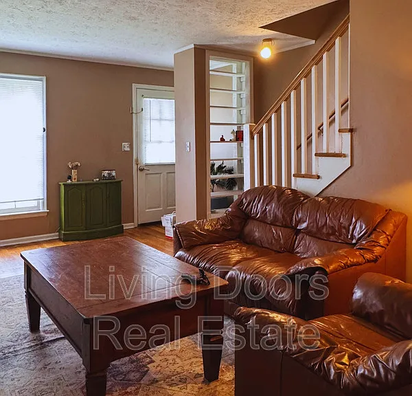 2301 South St — Photo 9