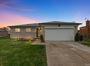33827 Timmy Dr, Sterling Heights, MI 48310