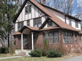 19 Leroy Pl, Springfield, MA 01104