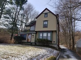 11 Mountainville Rd, Danbury, CT 06810