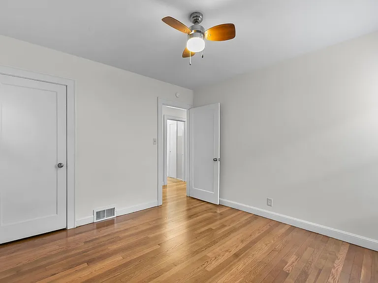 707 W Main St — Photo 13