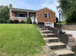 2907 York Dr, New Kensington, PA 15068