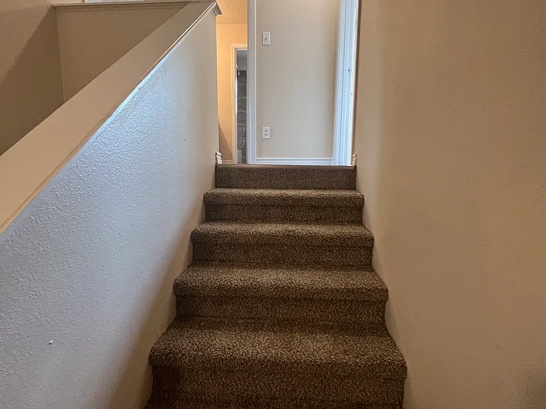 103 Hughson Ct — Photo 11