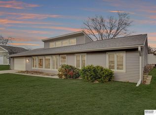 6500 Sundance Ct, Lincoln, NE 68512