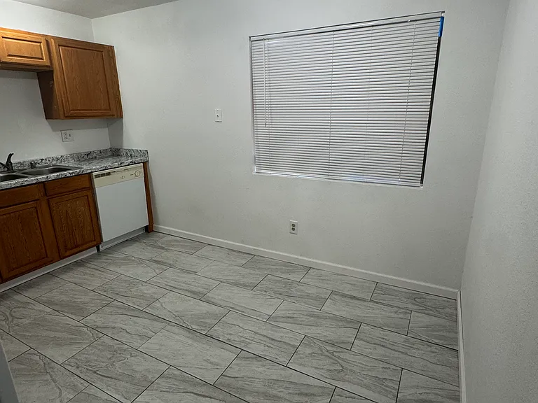 3100 Edmonton St — Photo 13