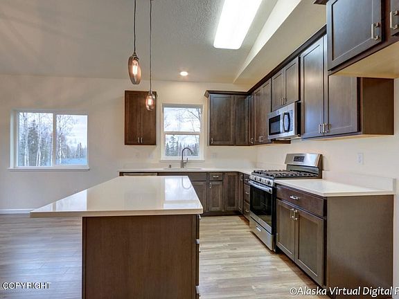 5th image of 19530 Wildwood Dr #25