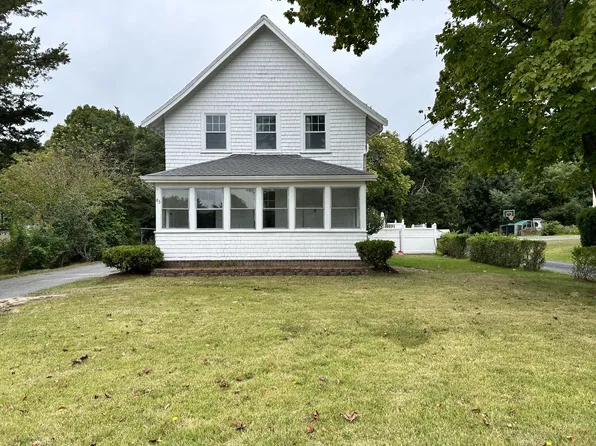 83 Marion Road, Wareham, MA 02571