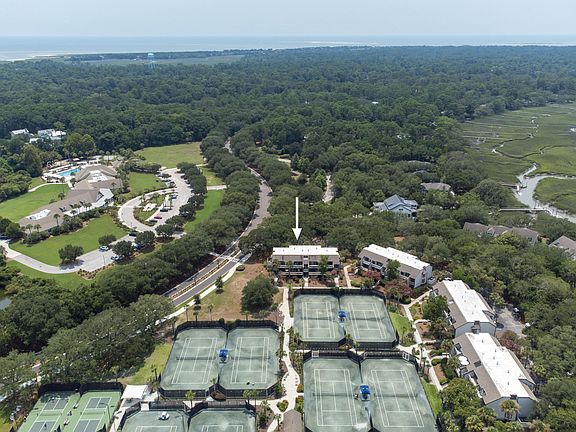 2nd image of 1604 Live Oak Park