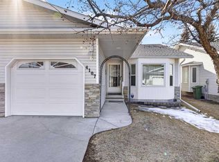 4107 E Silverpark Estates Close, Olds, AB T4H 1B4