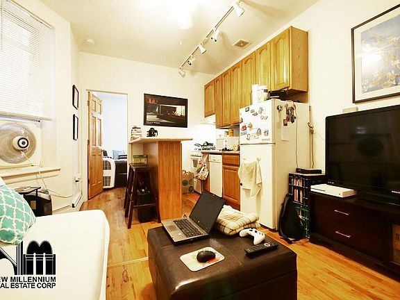 2nd image of 647 Franklin Ave APT 1LR