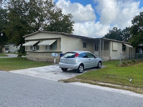 1st image of 2461 E Roble Dr