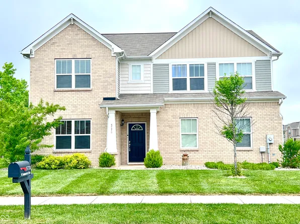 5778 W Commonview Dr, McCordsville, IN 46055