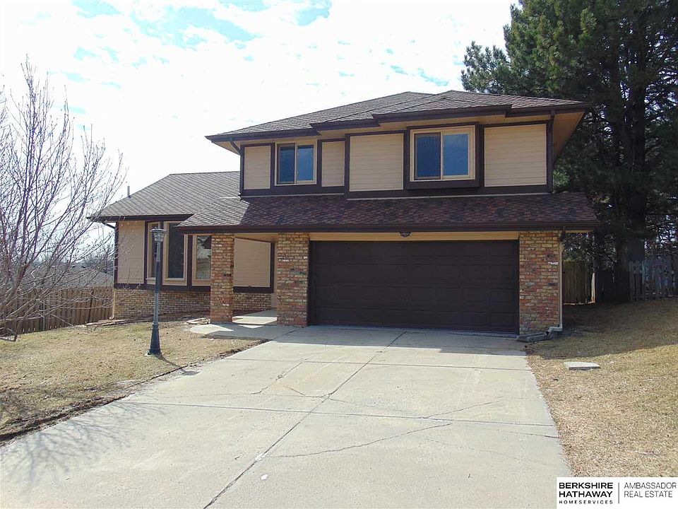 1st image of 13955 Frederick Cir