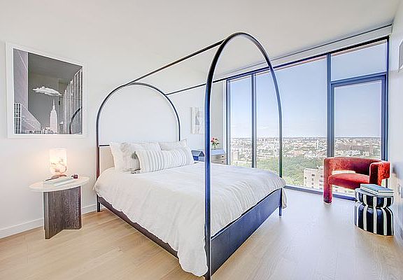 5th image of 196 Willoughby St APT 29K