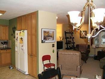 2nd image of 1005 Coppet St