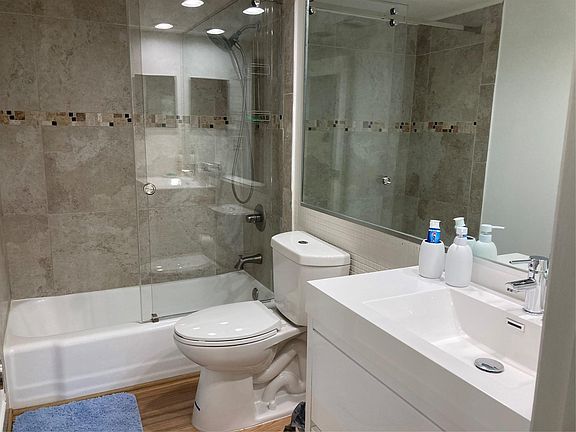 5th image of 4010 Galt Ocean Drive #209
