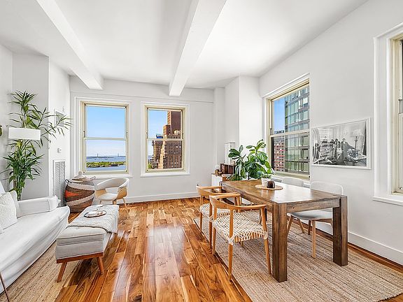 4th image of 88 Greenwich St APT 2701