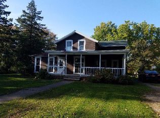 41 Washington St, Westfield, NY 14787