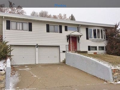 2108 8th Ave NW, Minot, ND, 58703