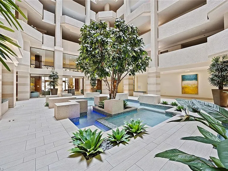 4401 Gulf Shore Blvd N #C-804 — Photo 7
